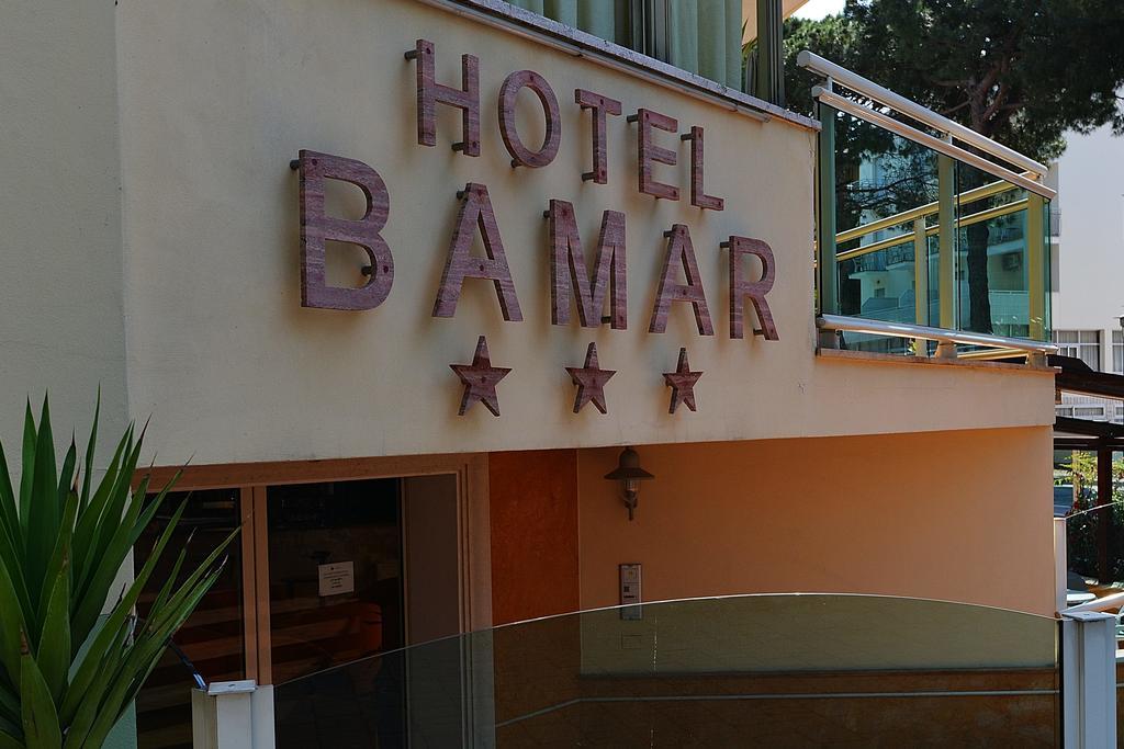 Hotel Bamar Pinarella Exteriör bild